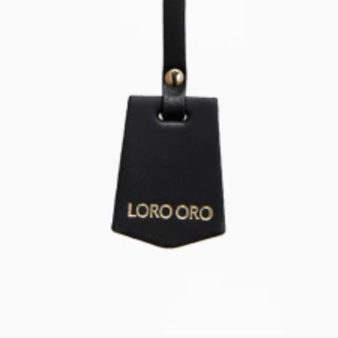 Olivia nude golden touch | Loro Oro